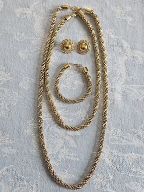 Gold -Tone Rope Chain Necklace, Bracelet & Button Earrings Set - Women's Jewelry